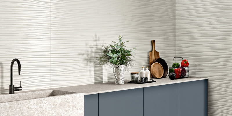 Amplify Wind White Matte 14" x 39"