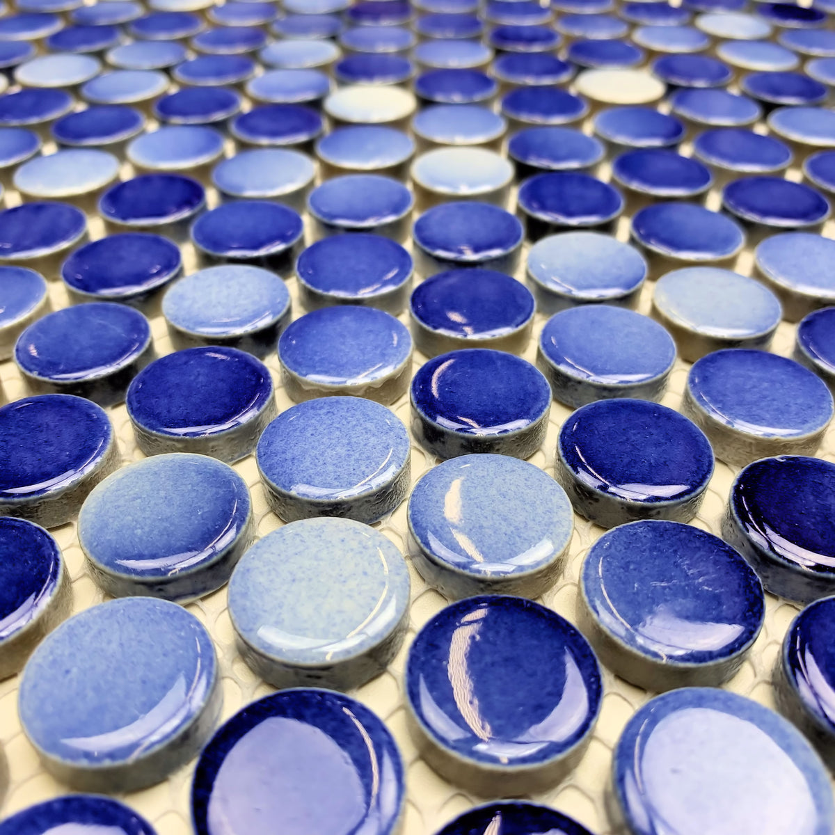 Penny Round Medium Blue